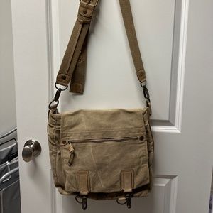 Fossil messenger bag